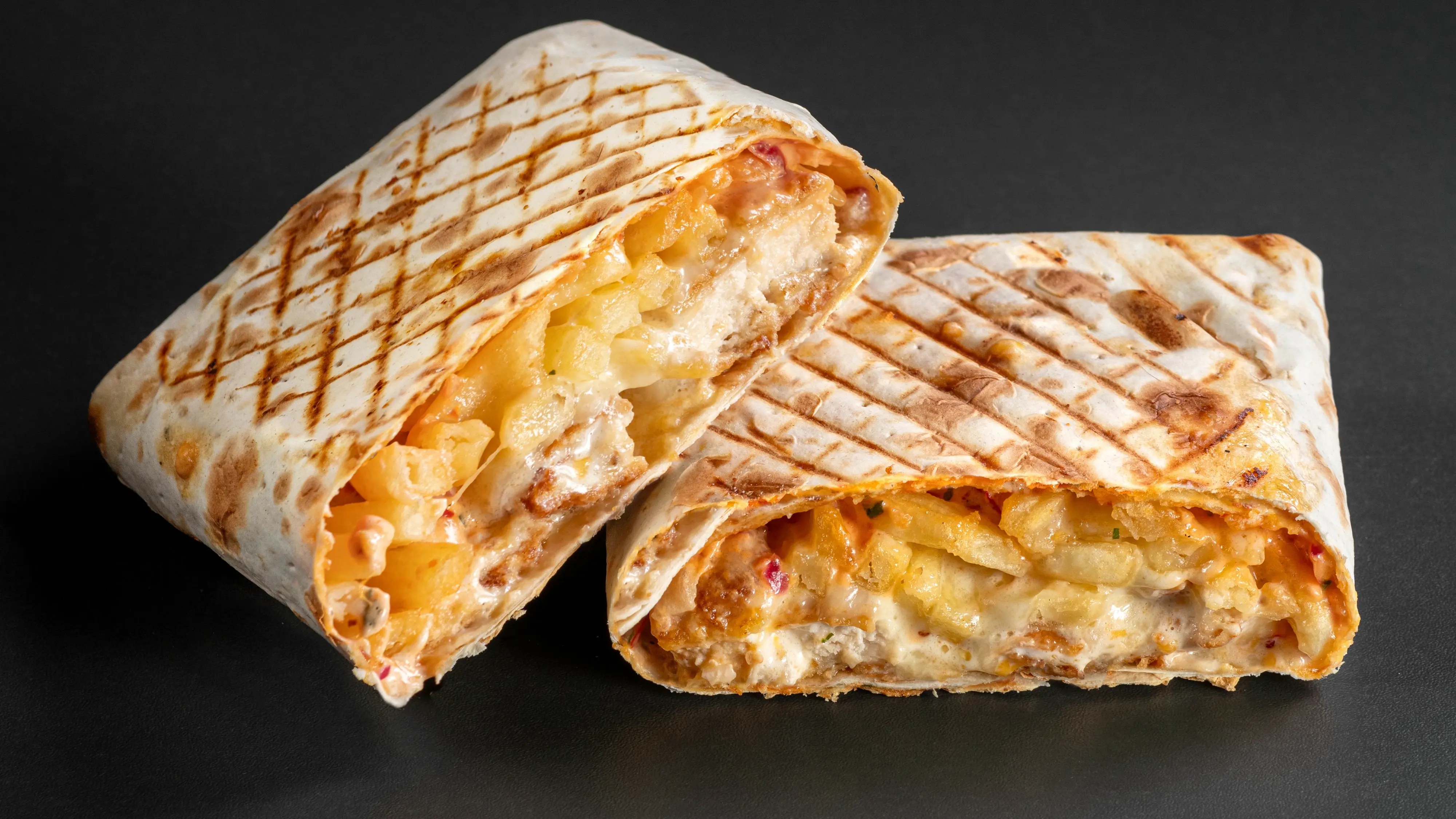 Würziger Taco mit Hackfleisch und Gemüse